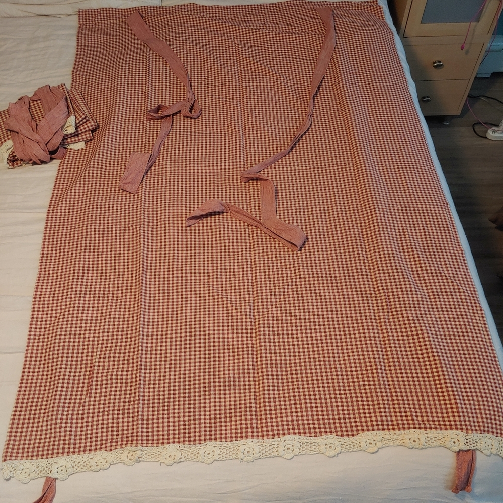 Country curtains